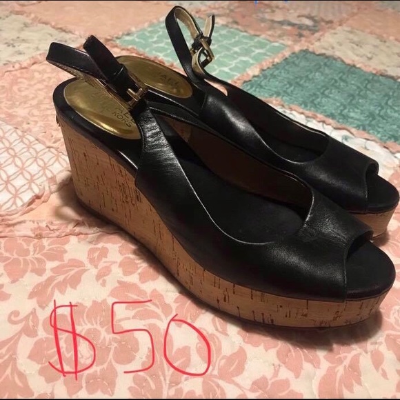 Mk heels - Picture 1 of 1